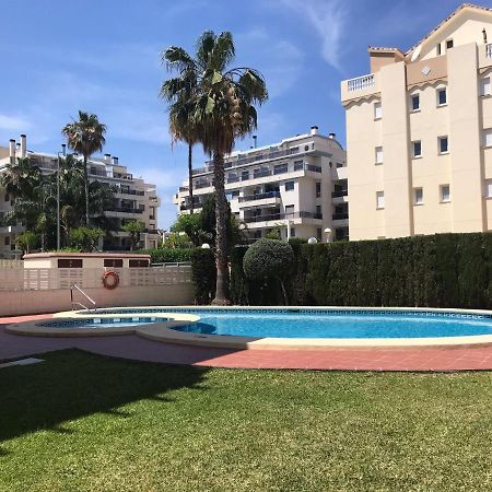 Lovely One Bedroom Unit With Balcony And Pool Дения Екстериор снимка